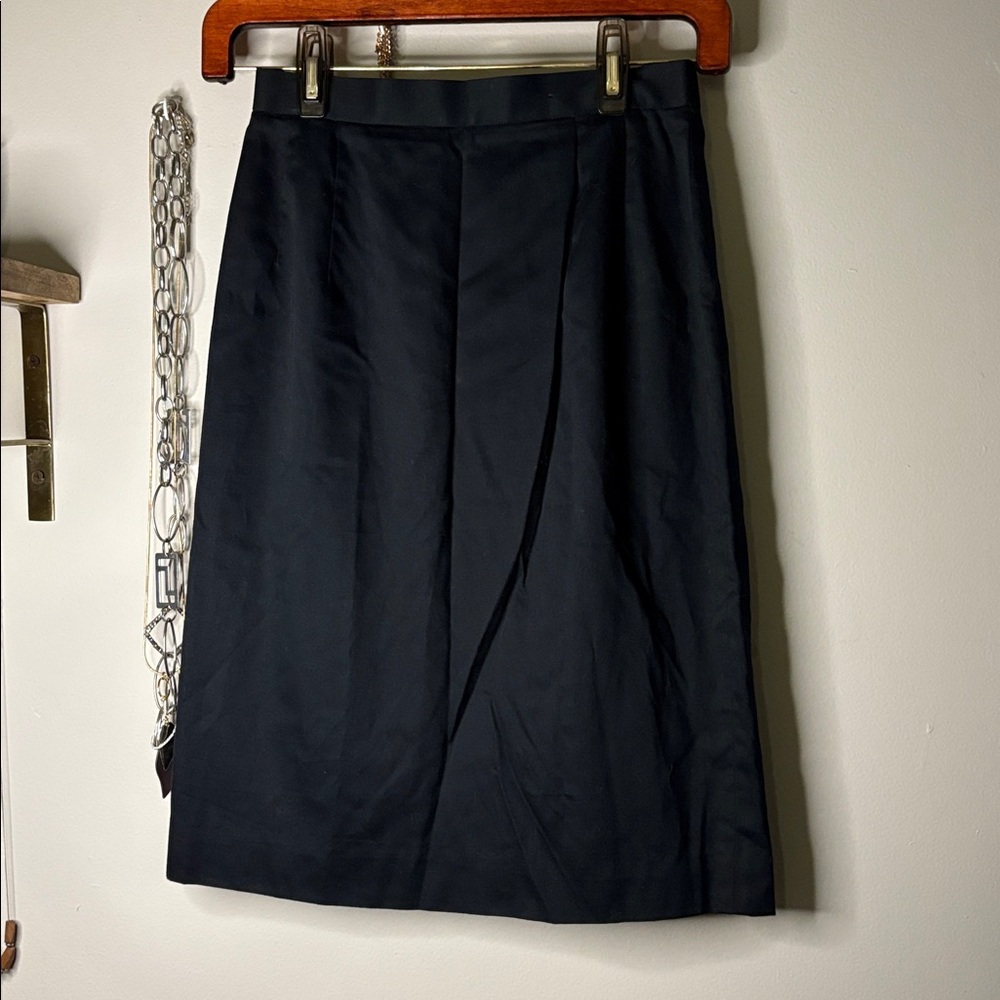 J. McLaughlin Black Skirt EUC needs steaming